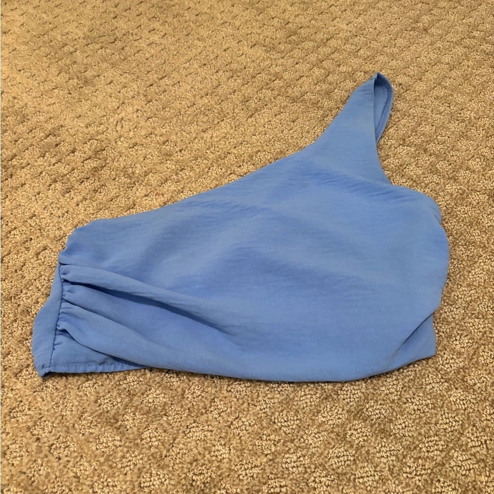 boohoo Blue One Shoulder Crop Top